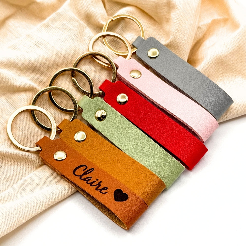 Customized Leather Keychain for couples with Initial or Name - Personalized Name Keychain for Boys and Girls - Backpack Decorations - Purse Charms - Custom Leather Keychains